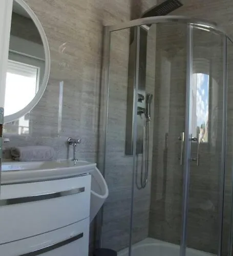 Karmen Brodarica (Sibenik-Knin)